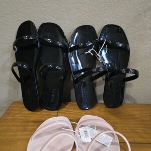 Old Navy Glossy Black and Soft Pink Sandals